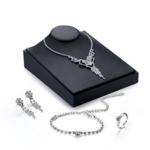 Elegant Zirconia Jewelry Set