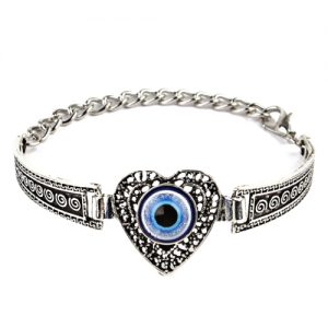 Fashion Personalized Heart-shape Embedded Blue Eye Bracelet Vintage Carving Pattern Metal Bangle Bohemia Wrist Decoration Gift