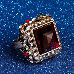 Fashion Retro Clear Square Stone Rhinestone Vintage Ring for Women Gift Gorgeous Jewelry