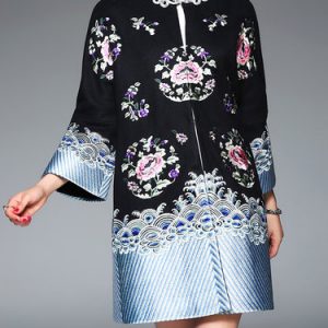 Floral-embroidered Vintage Raglan Sleeve Coat