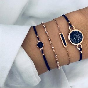 Gold Metal Circle Design Bracelet Set - One Size