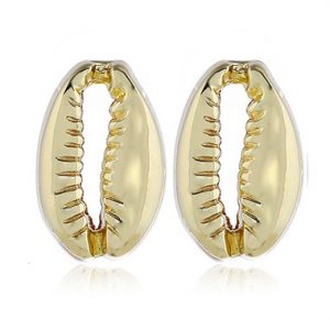 Gold Metal Shell Shape Ear Studs - One Size