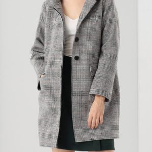 Gray Checkered/Plaid Long Sleeve Coat