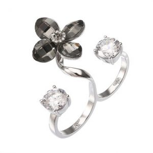 JASSY® Stylish Flower Crystal Ring