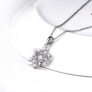 JURE Fashionable S925 Sterling Silver Pendant Rotatable Zirconia Sparkle Pendant Snowflake-shaped Necklace 18 Inch