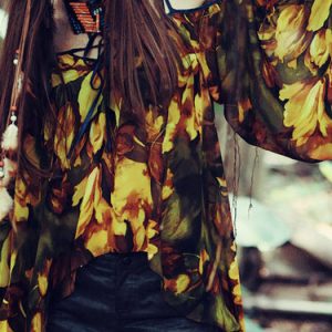 Multicolor Batwing Floral-print Floral Long Sleeved Top