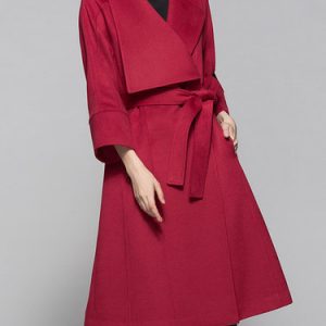 Red Solid Lapel Simple Coat with Pockets