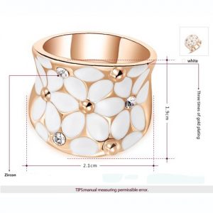 Roxi Fashion Enamel Flower Zircon Crystal Rhinestone Women's Gold Plated Ring