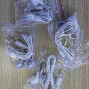 company gift mini portable in-ear earphone mp3 player earphone for music player tablet mobile phone with opp bag