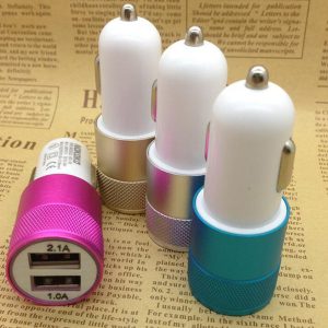 metal dual usb port car charger universal 12 volt / 1~2 amp in opp bag for phones samsung galaxy droid