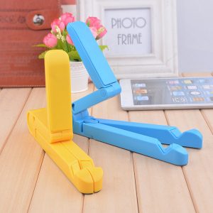 new universal lazy tablet holder pad bracket triangular mobile phone bracket deskfolding tablet bracket stands hot