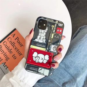 one piece luxury fashion phone case for iphone 11 11pro 11promax famous doll new designer phone back cover for gifts