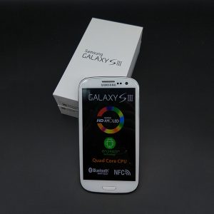 original samsung galaxy s3 i9300 gsm 3g quad core ram 1gb rom 16gb 4.8 inch 8mp unlocked phone refurbished