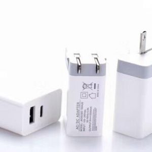 pd protocol charger 29w fast charge qc3.0 pd 5v3.1a/9v2.1a/12v1.5a fcc ce rohs certification eu us bs uk standard quick charger white