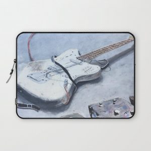 rock n roll guitar Computer Cover by Rachael Chatoor - Laptop Sleeve - 13"