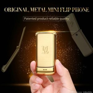 unlocked v9 mini flip mobile phone 1.54" small feature phone wireless bluetooth dialer fm mp3 metal case mobile cellphone gsm quad 4-bands