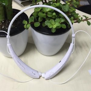 white colour cross-border of foreign trade neck hung a bluetooth headset sport prevent sweat wireless earphone for iphone 7