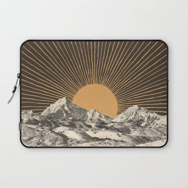 Mountainscape 6 - Night Sun Computer Cover by Florent Bodart / Speakerine - Laptop Sleeve - 13"