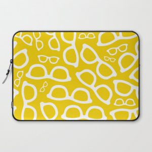 Smart Glasses Pattern - Yellow Computer Cover by XOOXOO - Laptop Sleeve - 15"